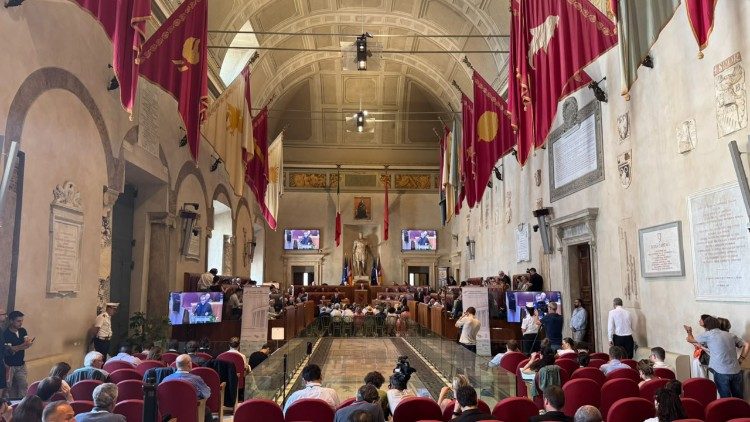 Assinada a “Declaração de Roma”, um compromisso sobre armas nucleares e IA