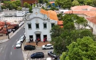 Luz e Memória: Igreja das Fronteiras recebe espetáculo imersivo gratuito sobre o legado de Dom Helder Camara
