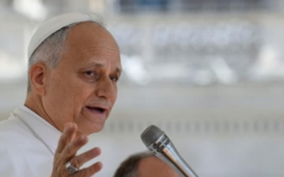O Papa: Comunicar com “um novo olhar” e atenção na era do “caça-cliques”